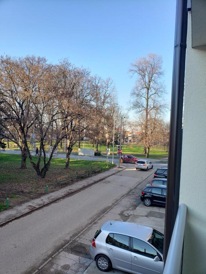 Stan Na Dan Mici Apartment Brčko Exterior foto