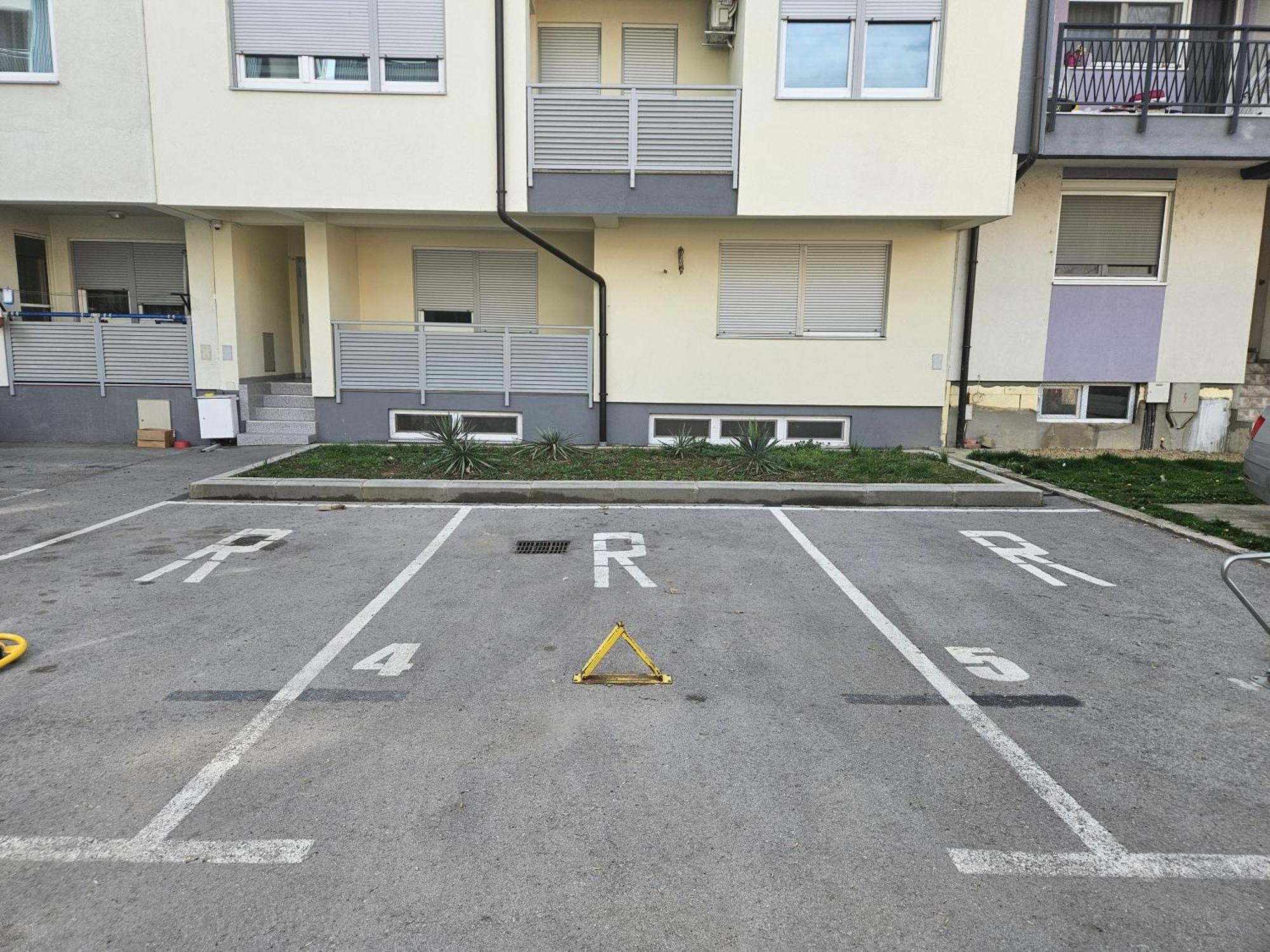 Stan Na Dan Mici Apartment Brčko Exterior foto